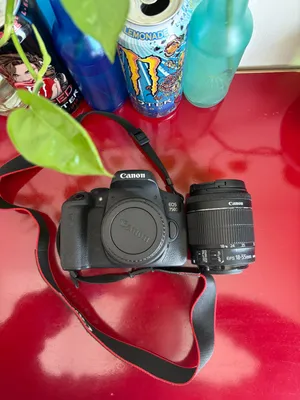 Canon 750 D camera used for sale