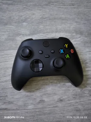 يد وحدة تحكم لاسلكية لجهاز إكس بوكس كربون اسود XBOX Wireless Controller Carbon Black