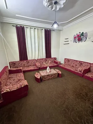 ديوانيه بحاله جيده واستعمال خفيف مع البردايه