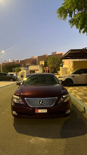 Used Lexus LS in Abu Dhabi