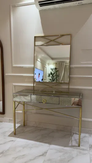 كونسول مدخل مع مرآة ..    Mirrored Console Table with Gold Frame
