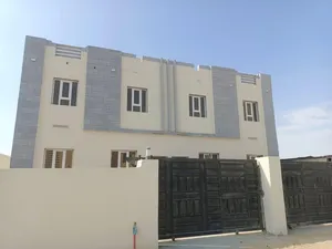 للبيع شقه بالدقم بالمنطقة الاقتصادية