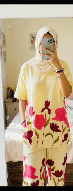 Stylish cord set ...size :M-XXL Free delivery all over oman