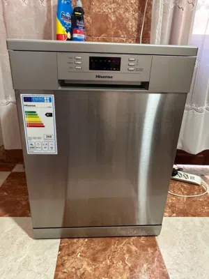 غسالة اطباق Hisense