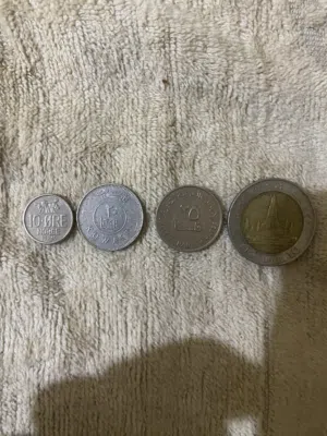 عملات معدنية مصرية قديمة