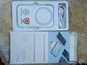 باوربانك ماج سيف 10000mAh فائق السرعة 22.5W مع كوابل مدمجة وشاشة LED