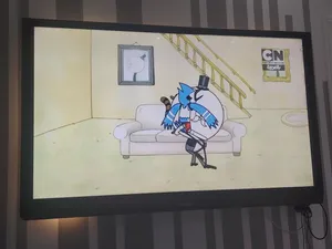 شاشه 70 بوصه تبارك الرحمان لمس عاديا