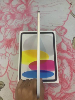 Apple iPad 128 GB in Al Sharqiya