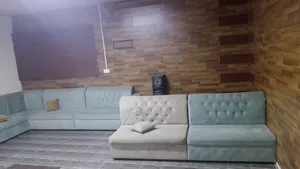 مطعم على الشارع العام سمهرم بكل أغراضه