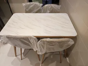 طاولة طعام مودرن