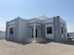 منزل للبيع في صحم / المرفع والصحمي والحويل واغلب مناطق صحم مع إمكانية تسديد القروض الشخصية