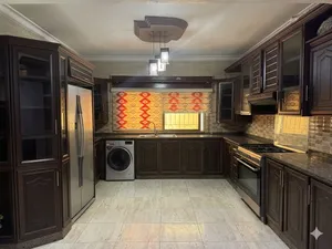 شقة طابقة للبيع بسعر مغري ومنافس
