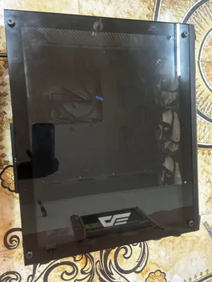 للبيع كيس pc  و مبرد هوائي  بجميع ملحقاته  ب 20 ريال