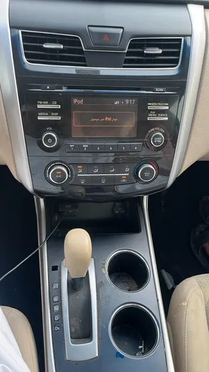 Nissan Temo