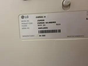 27 LG monitors for sale  in Basra