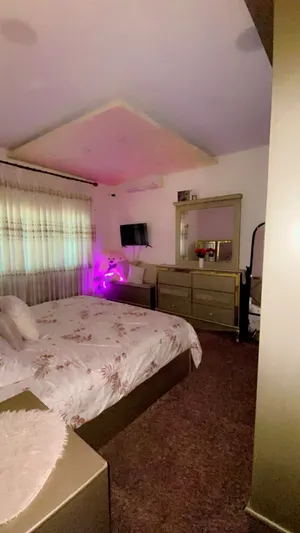 شقة للبيع من المالك مباشرة في ماركا الشمالية حي العبدلات