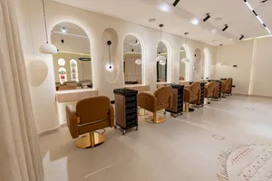 كهربائي منازل طرابلس لجميع خدمات الكهرباء،الأسعار في متناول الجميع،دقة في العمل،سرعة في الانجاز