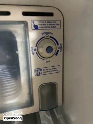 ثلاجة للبيع .