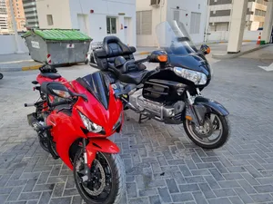 gold wing bike 2010  black 69000 mile