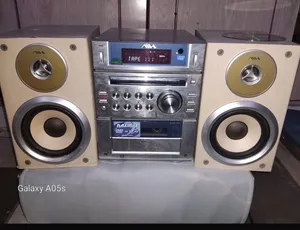 ستيريو منزلي  و CD/DVD من شركة  Aiwa