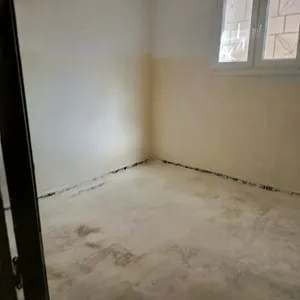 300 m2 3 Bedrooms Townhouse for Rent in Tripoli Souq Al-Juma'a
