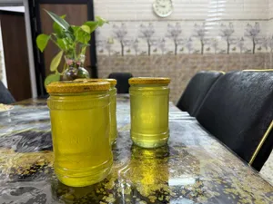 مساكم الله بل خير  متاح  عسل قداح طبيعي  سعر شيشه 25الف واذا كميه اقل وعيوني الك