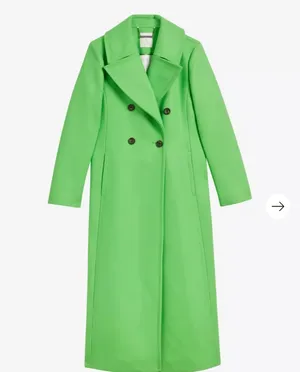 للبيع جاكيت ماركة TED BAKER مقاس XSMALL