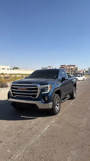Used GMC Sierra in Abu Dhabi