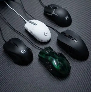 Razer Naga Hex , Logitech G203 , Logitech G300s , TT Lvl 20 RGB , Tt eSPORTS Black