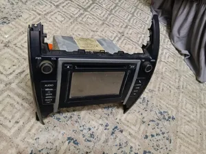 شاشه سياره نظيفه