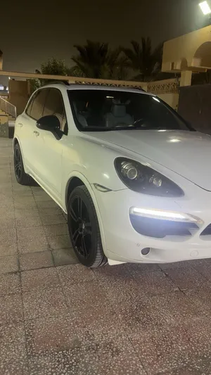 Used Porsche Cayenne in Abu Dhabi