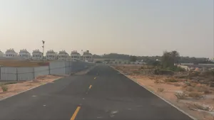 فرصه استثماريه لا تعوض 6 قطع اراضي تاون هاوس