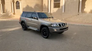 Used Nissan Patrol in Al Dakhiliya