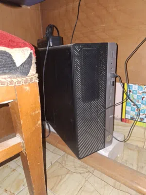 كمبيوتر hp للبيع