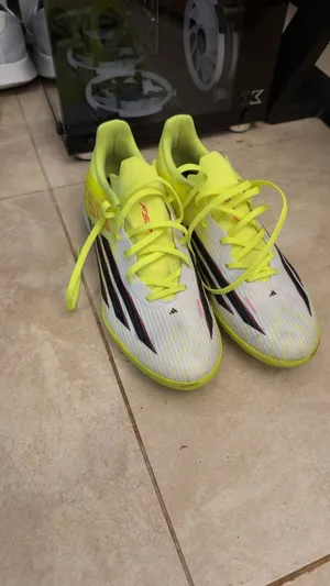 F50 League Laceless Turf Football Boots