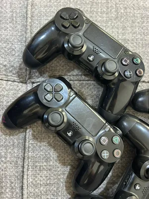 متوفر ايادي ps4 اصليات سعر الحبه 15 مكفولات اسبوع وقابل للبدل سعر الحبه 15