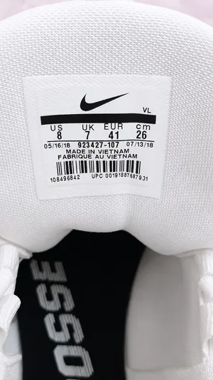 كوتشي Nike Alpha Huarache أصلي 100% (وارد أمريكا)