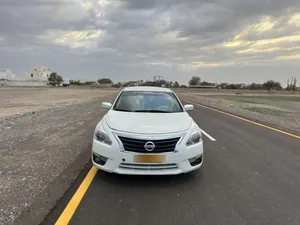 Used Nissan Altima in Buraimi