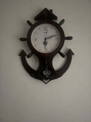 Ship-anchor wall clock