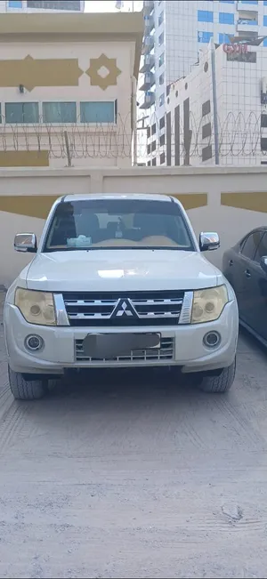 For Sale – Mitsubishi Pajero GLS 2013 GCC Specs