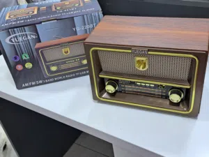راديو انتيك  راديو كلاسيك الحجم الكبير