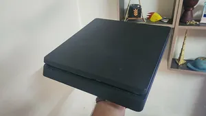 PlayStation 4slim بلايستيشن 4