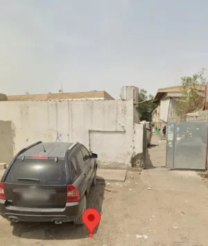 للبيع ارض صناعيه 3 مساحه 17،909 قدم مواطن وخليجي فقط مؤجره 600000موقع مميز