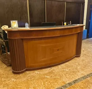 كاونتر استقبال لشركات و الفنادق اقراء الوصف