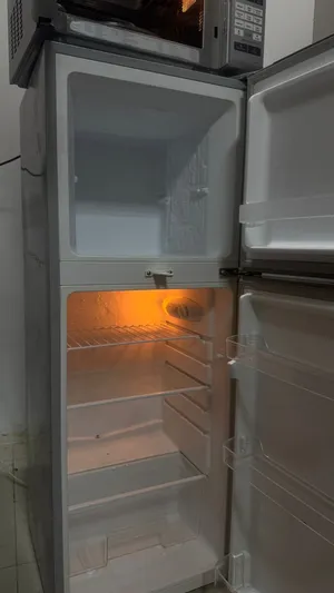 Panasonic 25 - 29 Liters Microwave in Al Ain