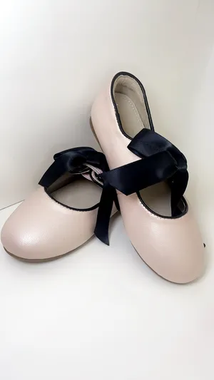 Girls fashion shoes