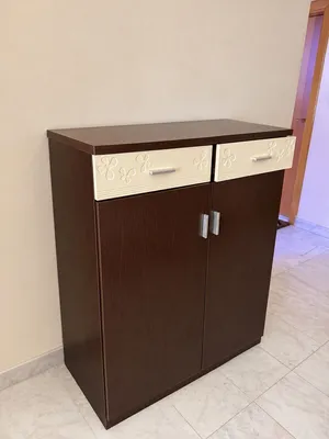 Elegant Wooden Storage Cabinet with 2 Drawers & 2 Doors