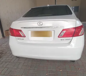 لكزس ES 350 موديل 2009 مركبة مرخصة بحالة ممتازة