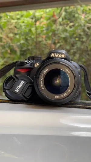 الحقو تخفيض > 90٪ (كاميرا Nikon بعدسه احترافية)