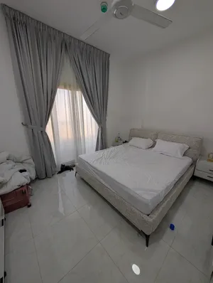 غرفة نوم كاملة جديدة استخدام اقل من 5 شهور